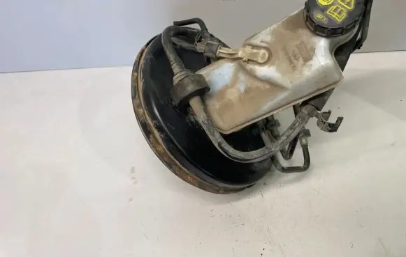 Ford Focus Brake booster 6M512B195FF