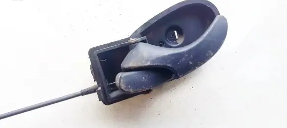 Rear door interior handle