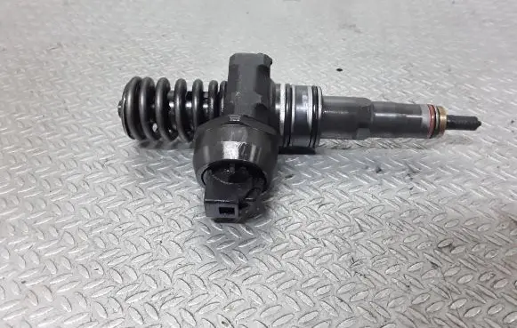 Audi A2 Fuel injector 045130073T