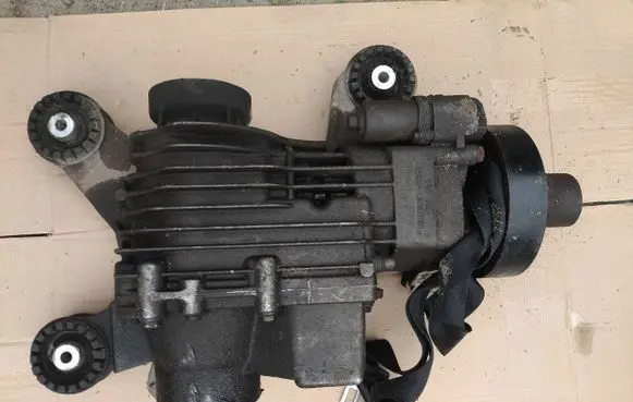 Volkswagen Tiguan Rear differential ZSB0525010
