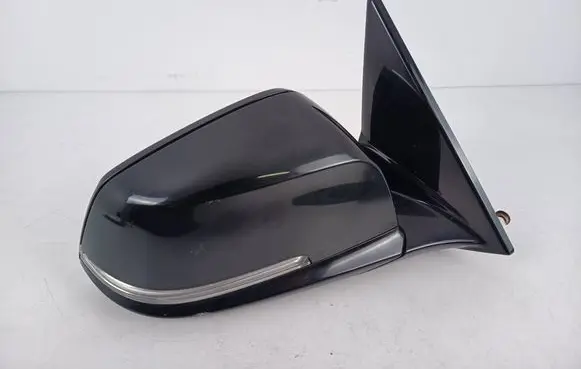 BMW X1 E84 Front door electric wing mirror 021185