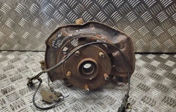 Front wheel hub