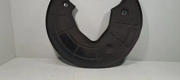 Lancia Thema Front brake disc dust cover plate 04779795AA