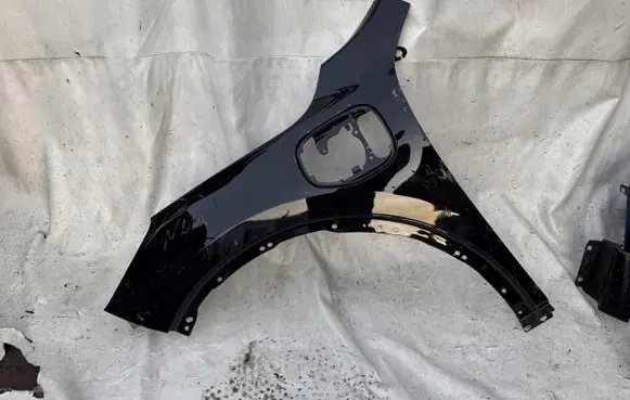 Ford Kuga III Fender LV4B-S16066-AA