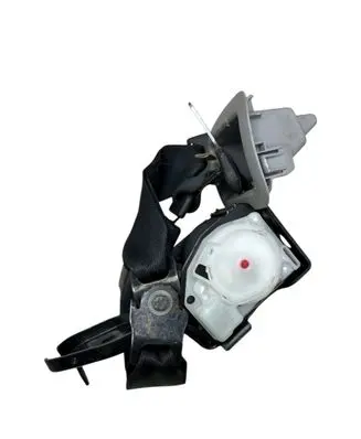 Middle seatbelt (rear)