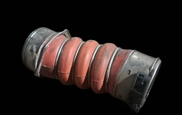 BMW 1 E82 E88 Intercooler hose/pipe 7802754