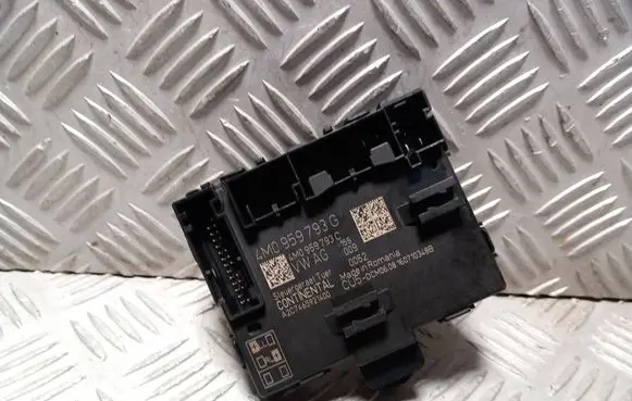 Audi A4 S4 B9 Door control unit/module 4M0959793G 4M0959793C A2C7465921400
