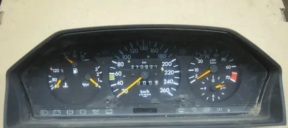Mercedes-Benz E W124 Speedometer (instrument cluster) 1244401547