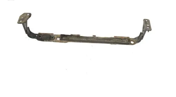 Ford Focus Bottom radiator support slam panel 