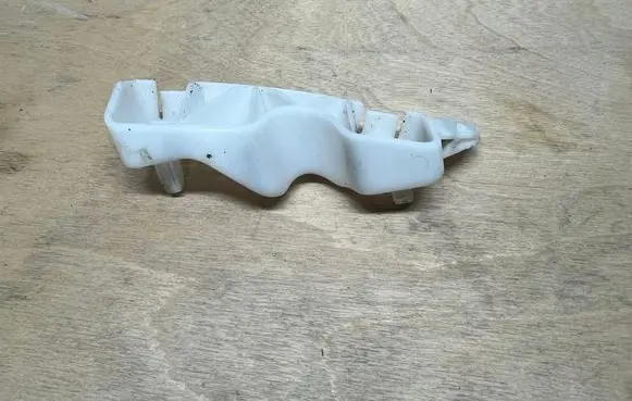 Nissan Qashqai Front bumper mounting bracket 62222JD000