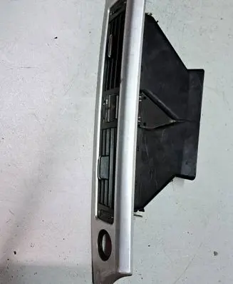BMW 3 E90 E91 Dash center air vent grill 9130464 14482110