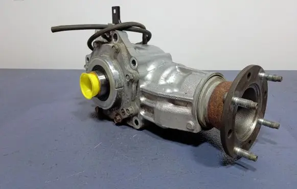Acura TL Gearbox transfer box case RT4090707