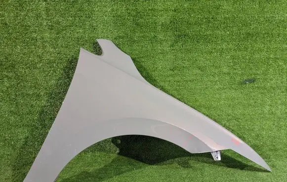 Volkswagen Golf VIII Fender