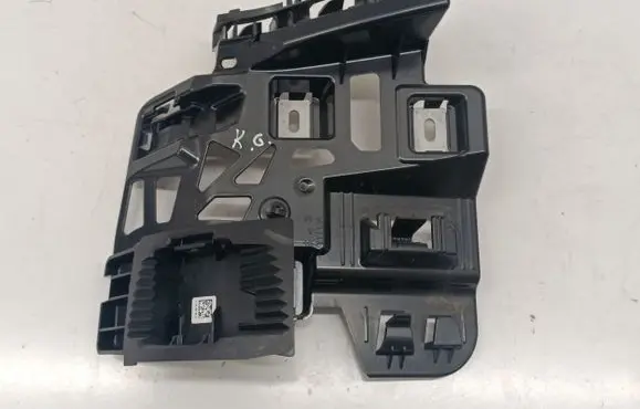Mercedes-Benz EQE v295 Rear bumper mounting bracket A2958858700