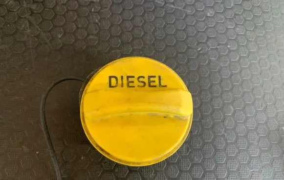 Fuel tank filler cap