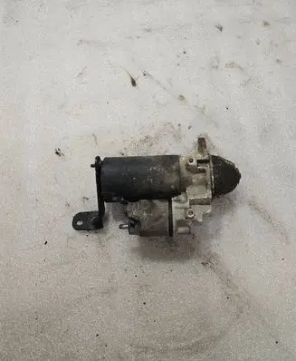Opel Zafira A Starter motor