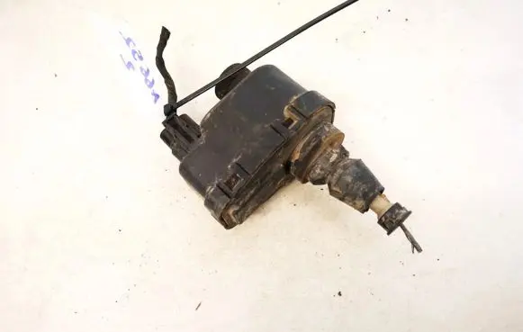 Headlight level adjustment motor