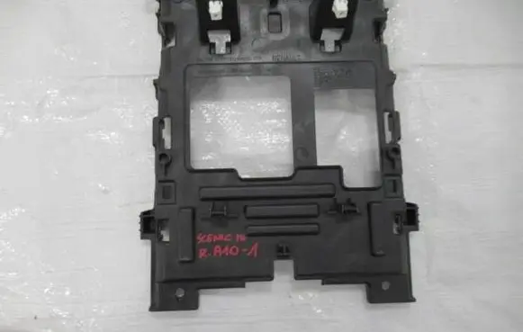Renault Megane IV Climate control unit 681833236R 50417M