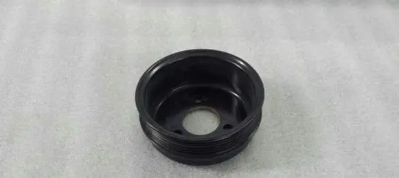 Land Rover Range Rover Sport L320 Water pump pulley LR013539