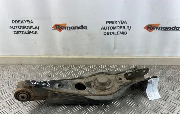 KIA Sorento Rear upper control arm/wishbone