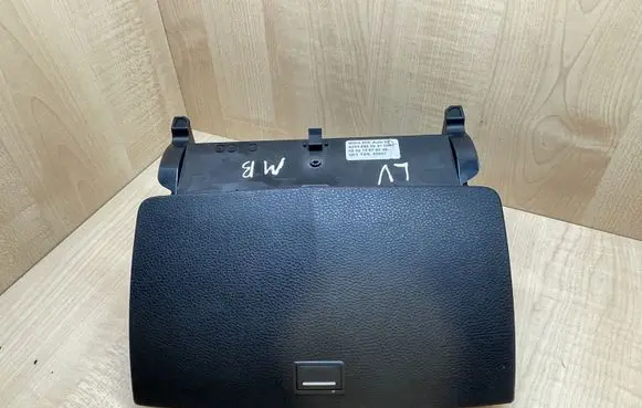 Mercedes-Benz C W204 Screen/display/small screen A2046800931 080213075548 45947