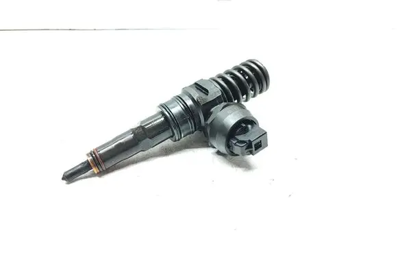 Volkswagen PASSAT B5.5 Fuel injector 038130073AN 0414720209