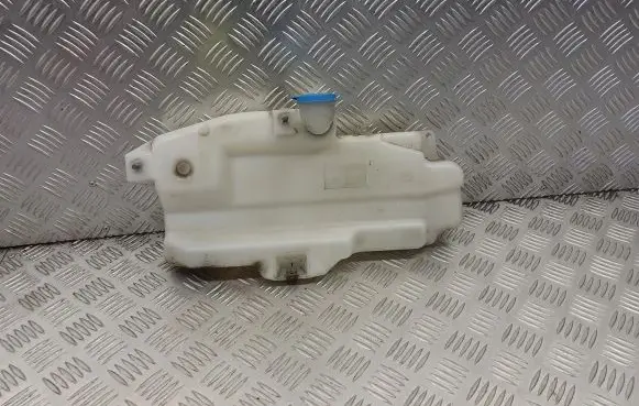Suzuki Ignis Windshield washer fluid reservoir/tank 38400-86G0