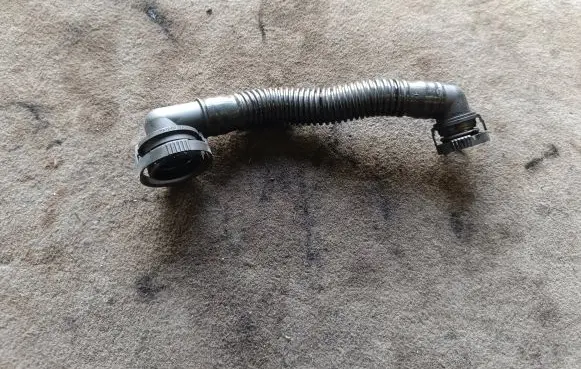 Audi Q5 SQ5 Breather/breather pipe/hose 059103221A