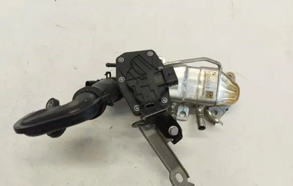 Renault Austral EGR valve cooler 147357722R
