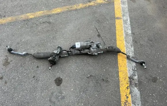 Ford Explorer VI Steering rack M1MC3D070BA