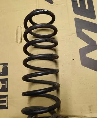 Chrysler PT Cruiser Rear coil spring 