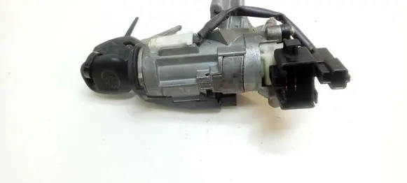Toyota Yaris Ignition lock 45020D01