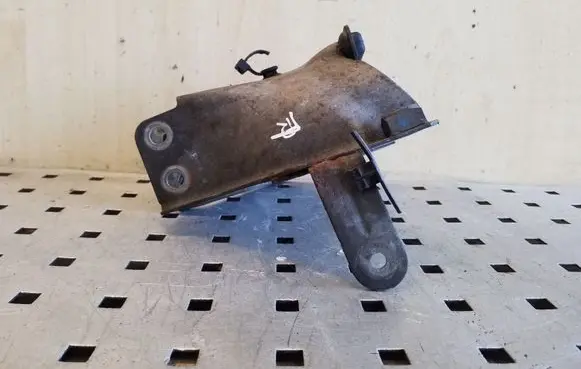 Other front suspension part