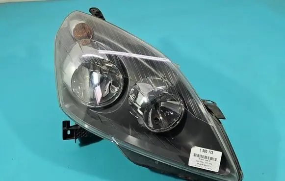 Opel Zafira B Headlight/headlamp 13252473RH IMPRK1580173