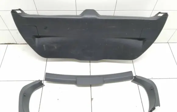 Toyota Auris E180 Tailgate/boot cover trim set 6478002030 6793802060 6479002080