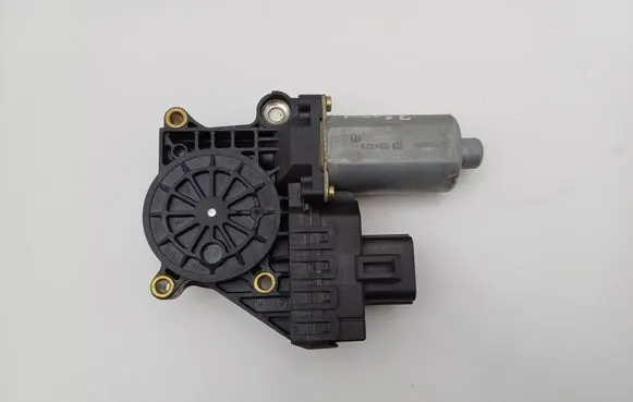 Ford Focus Rear door window regulator motor 0130821902