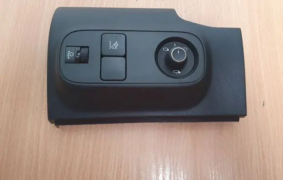 Citroen C3 Wing mirror switch 9812848877