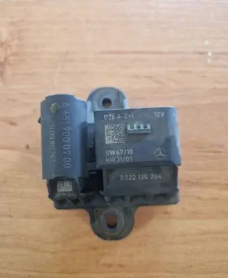 Mercedes-Benz Sprinter W906 Glow plug pre-heat relay A6519000900