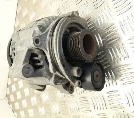 BMW 4 F36 Gran coupe Generator/alternator 8645325