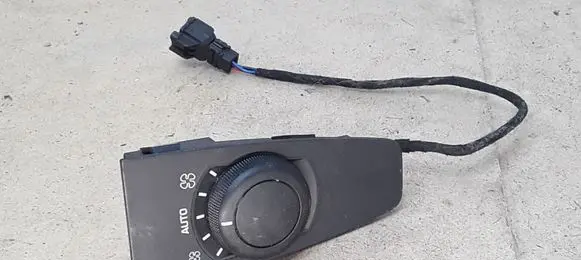 Citroen C4 Grand Picasso Interior fan control switch 9659796877