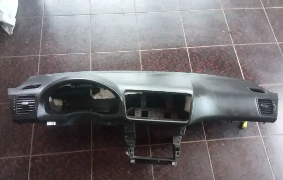Subaru Legacy Dashboard