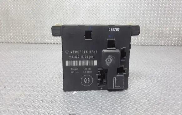 Mercedes-Benz E W211 Door control unit/module 2118201526