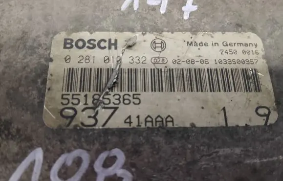 Alfa Romeo 147 Engine control unit/module 0281010332