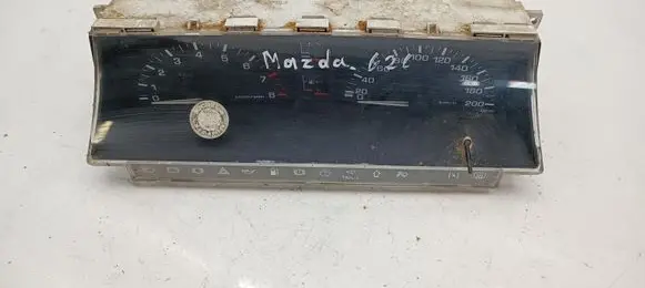 Speedometer (instrument cluster)