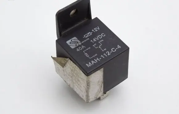 Hyundai Santa Fe Other relay MAH112C4