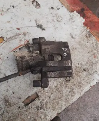 Opel Vectra C Rear brake caliper