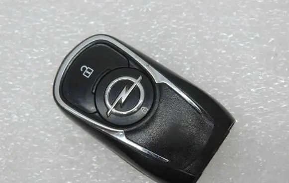 Opel Insignia B Ignition key/card 39211271 YR00829280