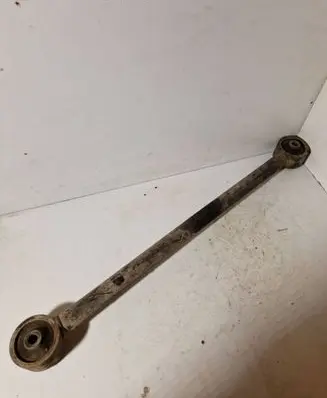 Toyota Land Cruiser (J200) Rear control arm