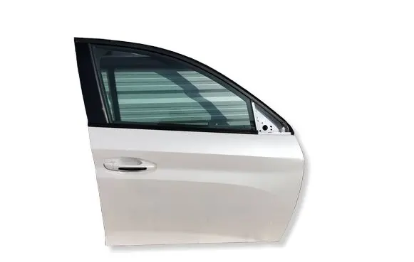 Peugeot 208 II Front door 