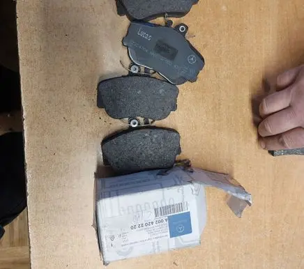 Mercedes-Benz C W202 Brake pads (rear) A0024202220
